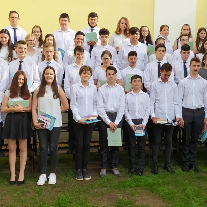 Konfirmációi Istentisztelet 11